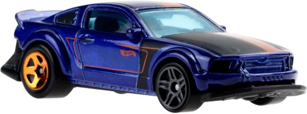 Legends Multipack - 6 Legendary Vehicles - Image 6
