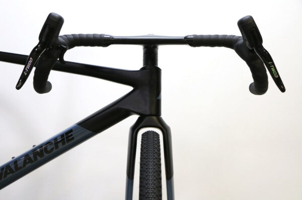 AVALANCHE Roam Carbon Gravel Bike (2025) – Ultimate Adventure Machine - Image 5